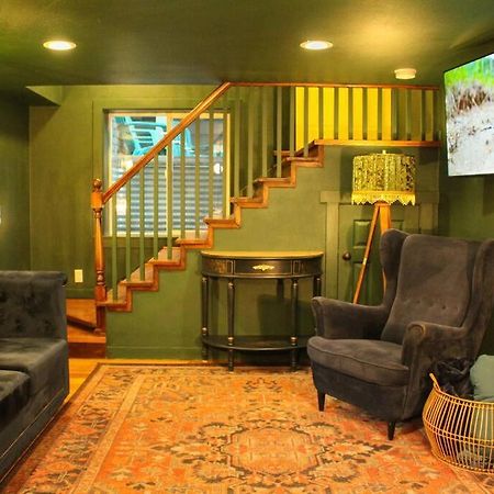 Heart Of Woodstock, 10 Min Walk To Reed, With Private Garage! Apartamento Portland Exterior foto